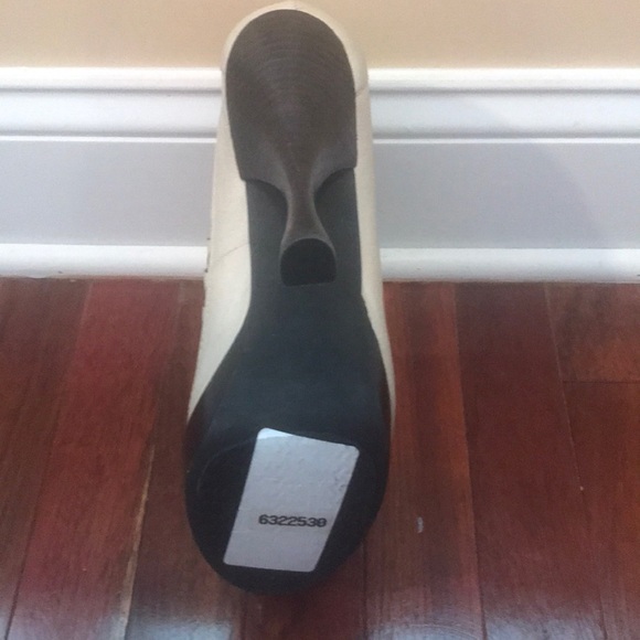 Michael Kors Naples Platform - Picture 3 of 4